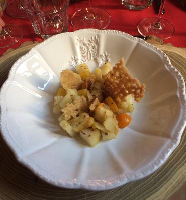 Poêlée de fruits aux épices, petites tuiles craquantes Poêlée de fruits aux épices, petites tuiles craquantes