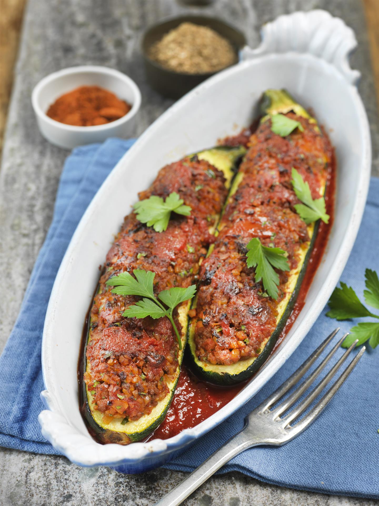 Courgettes farcies à la  viande hachée et aux amandes