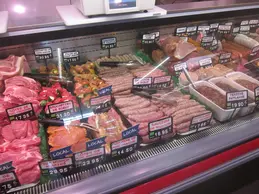 charcuterie-traiteur-bio-2-magasin-bio-biocooop-cholet.webp