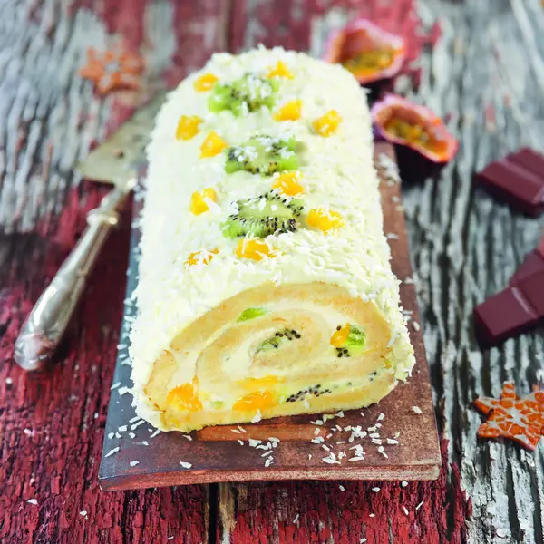 Bûche de Noël  au mascarpone et  aux fruits exotiques